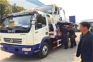 寿阳汽车道路救援拖车价格